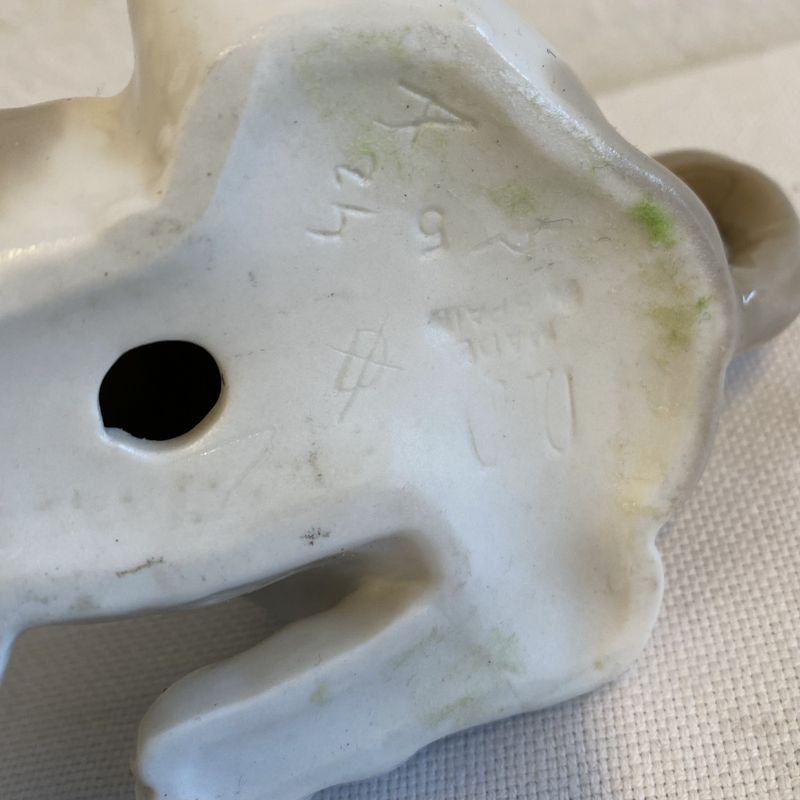 LLadro, liten hund