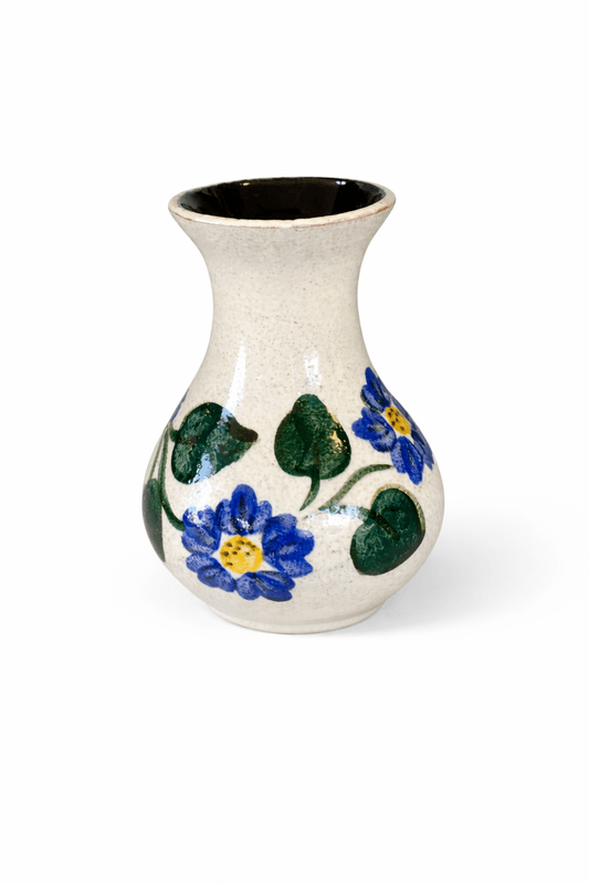 Blomstervase i keramikk