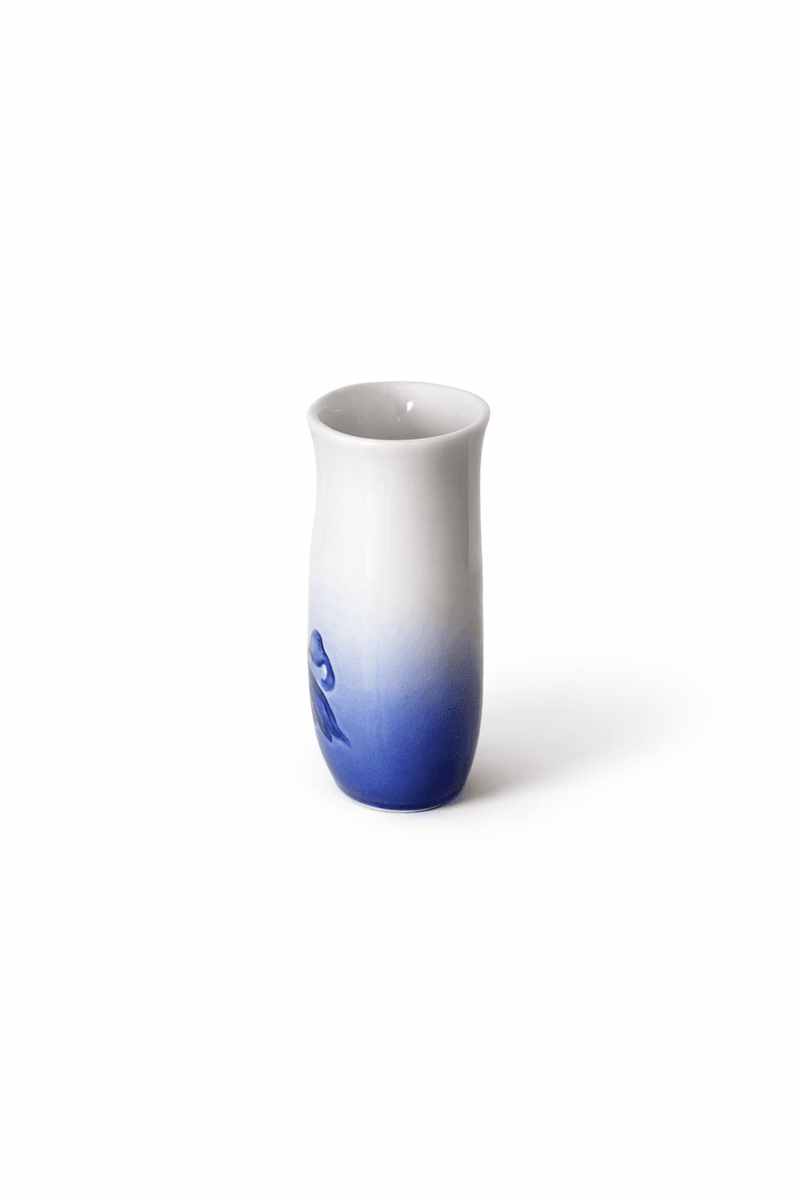 Bing og Grøndahl, liten vase, blå og hvit