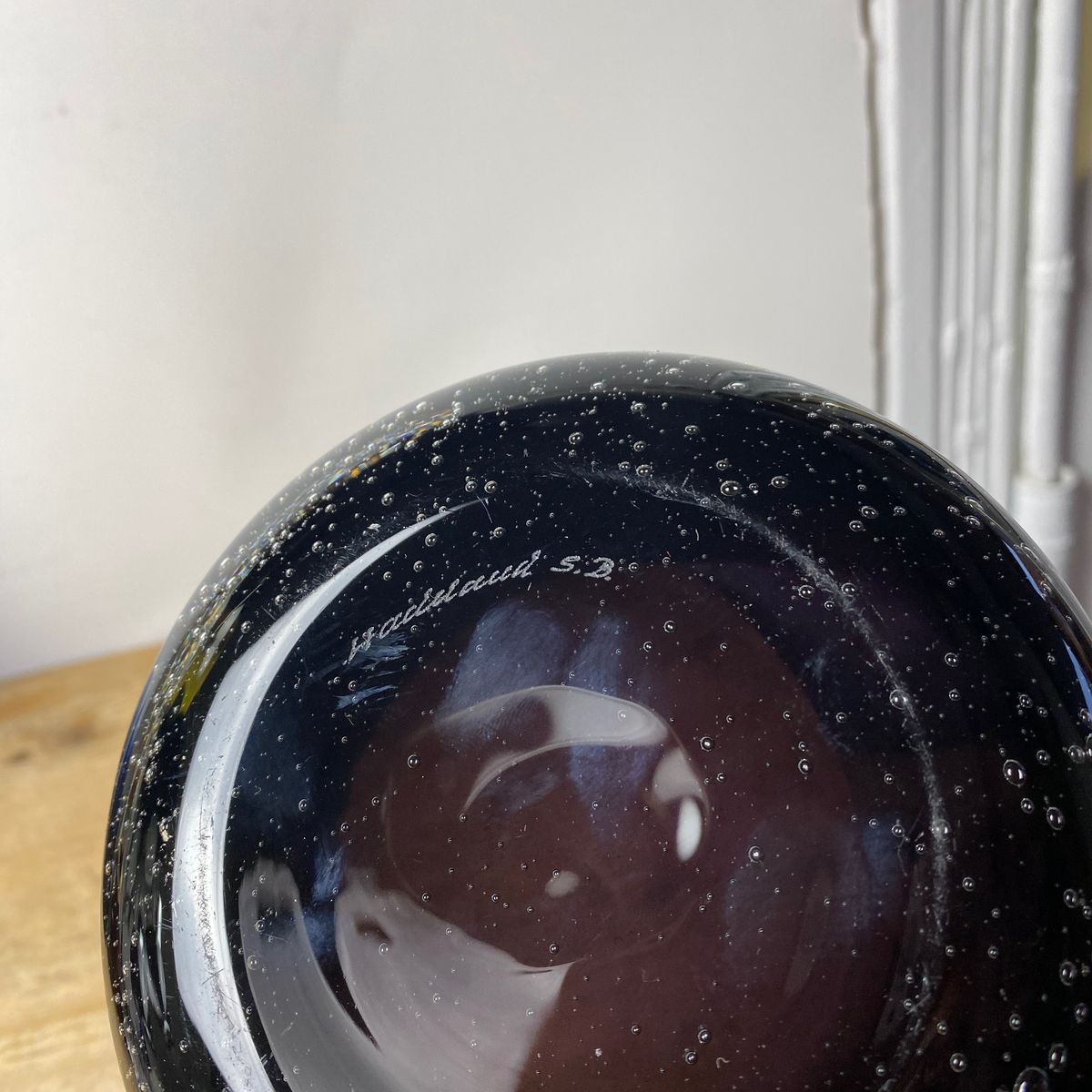 Mørk lilla bolle, Severin Brørby, Hadeland Glassverk