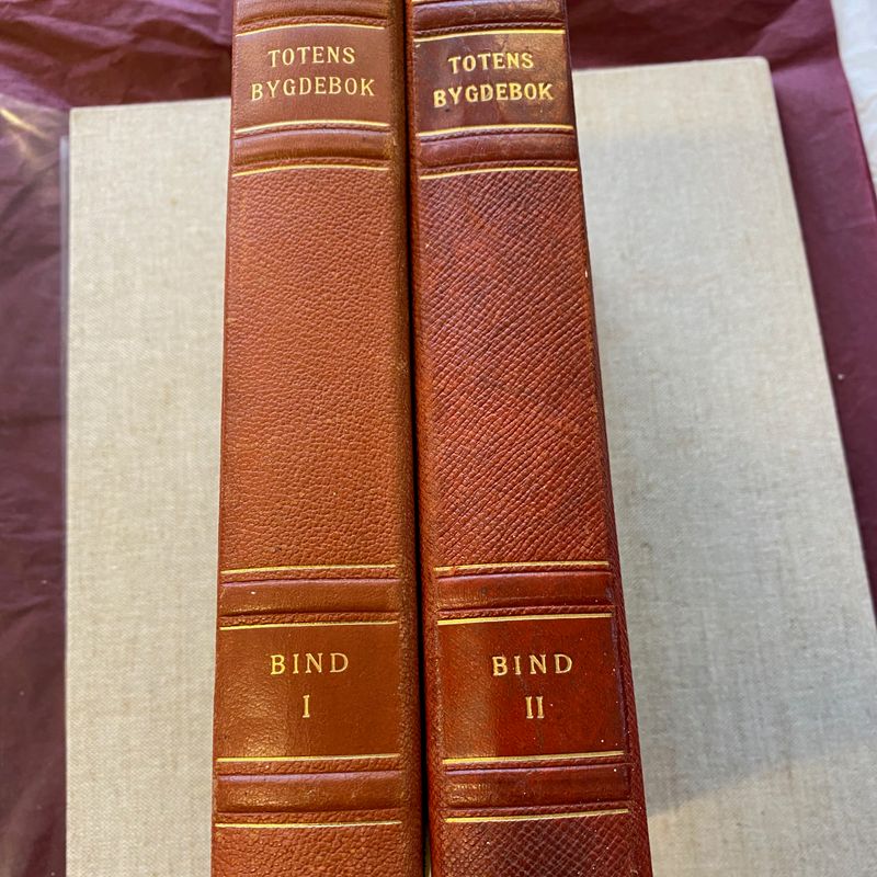 Totens bygdebok, I & 2